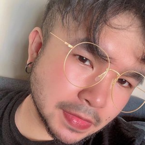 Kyle Echarri