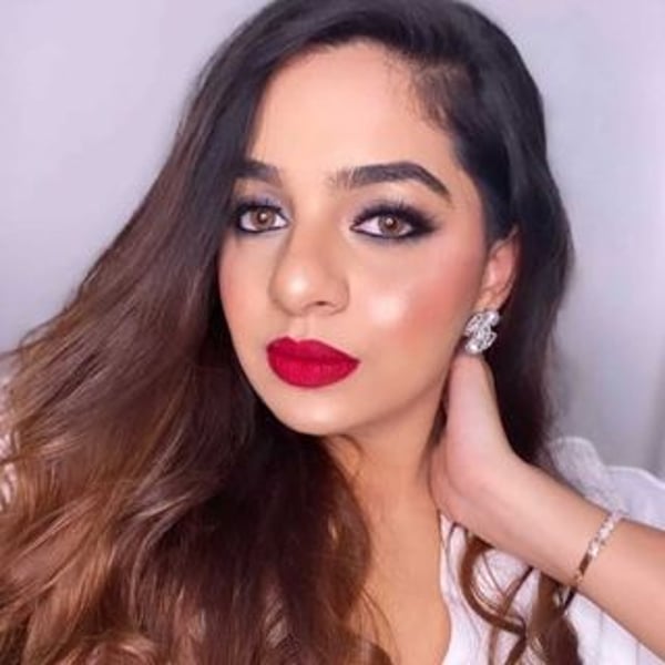 Shreya Bhandari|