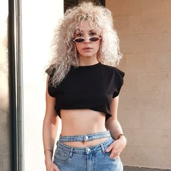 Shani Corinne