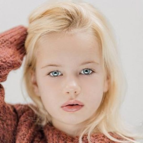 Sienna Sisi Contact Info Find Influencer Numbers Address Email In Sienna Sisi Contact Info Find Influencer Numbers Address Email In