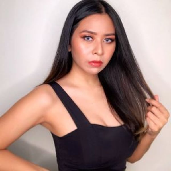 Vennya Adisuryo