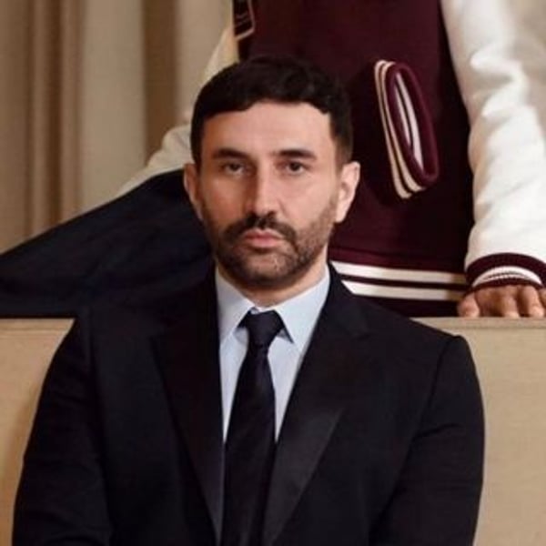 Very Tisci