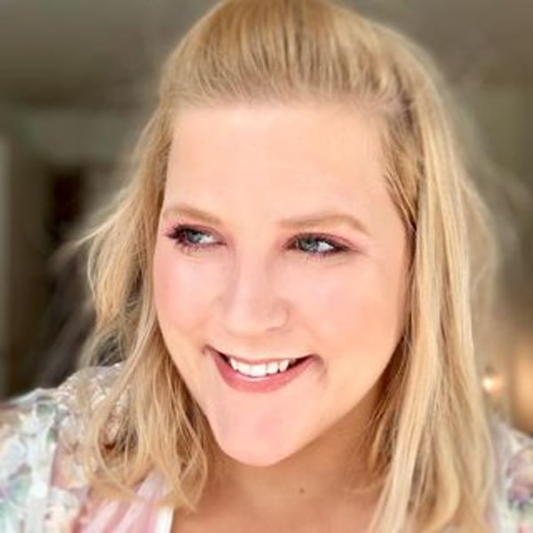 Anna Obrien