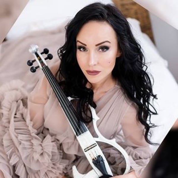 Agnes Violin
