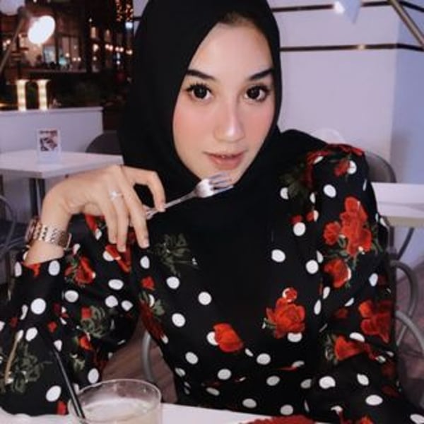 Riska Maraya Hadid