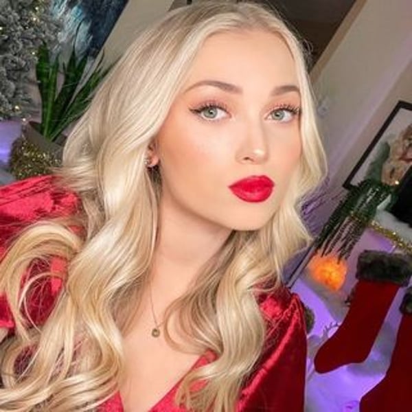 Autumn Rhodess
