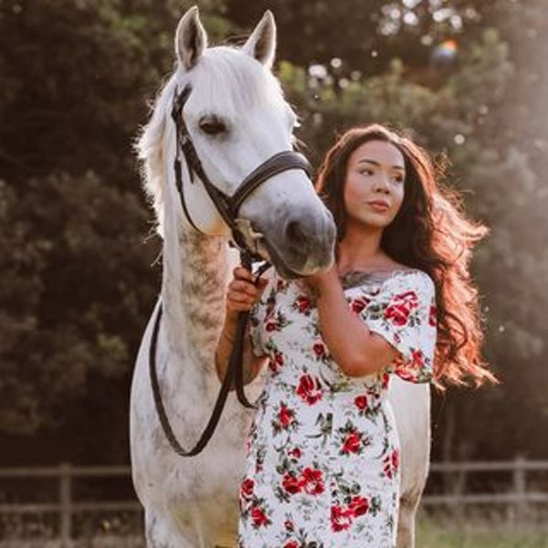 Beth Sen Equestrian