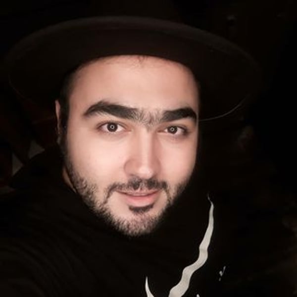 Ali Akhlaghi
