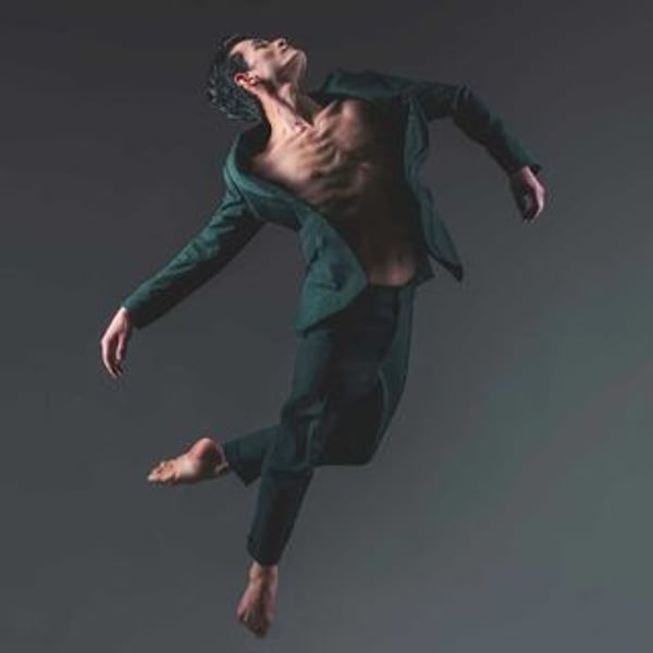 Yoshi Suzuki