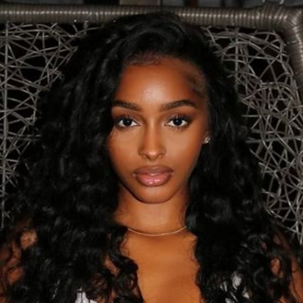 Leah Alexander