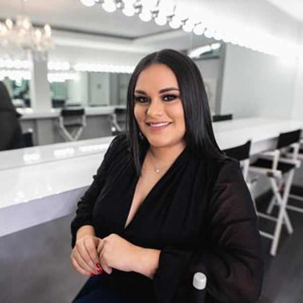 Nicole Maquillista