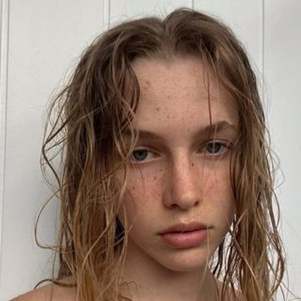 Lucy Dechen