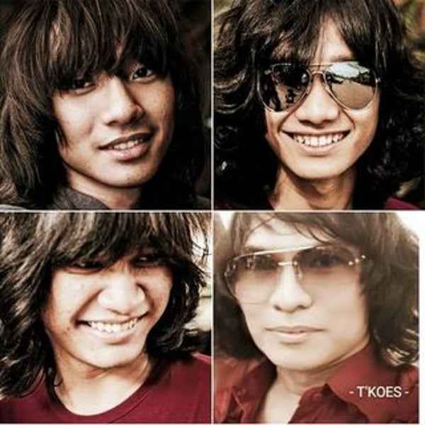 Tkoes Band