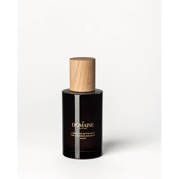 Le Domaine The Cleansing Emulsion - celebrity skincare brands, skkn by kim, jlo beauty