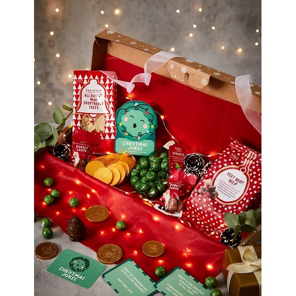 Christmas Treats Letterbox Gift (1)