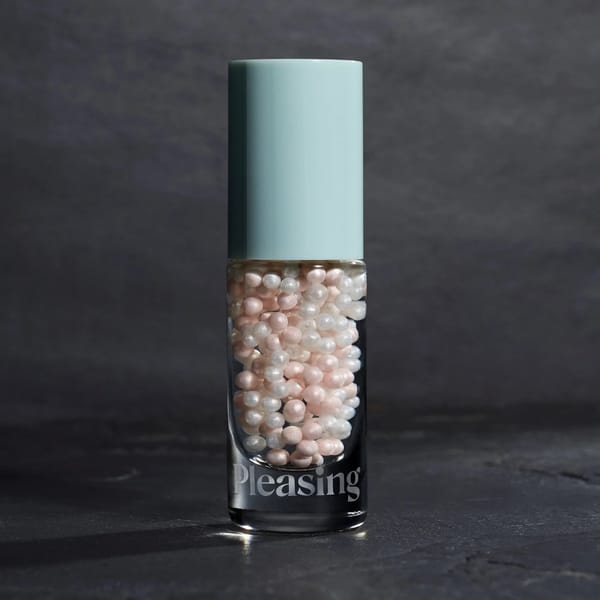 Pleasing The Pearlescent Illuminating Serum - celebrity skincare brands, skkn by kim, jlo beauty