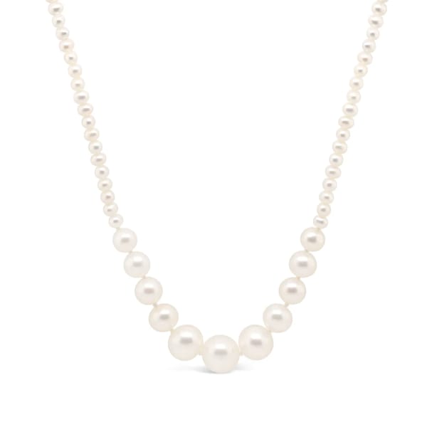 GRADUATED PEARL NECKLACE WHITE