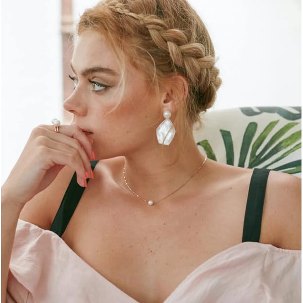 OH SO FINE NECKLACE