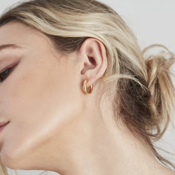 SMALL CHUNKY HOOP EARRINGS
