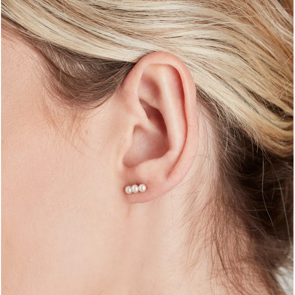 TRIO BAR PEARL STUD EARRINGS