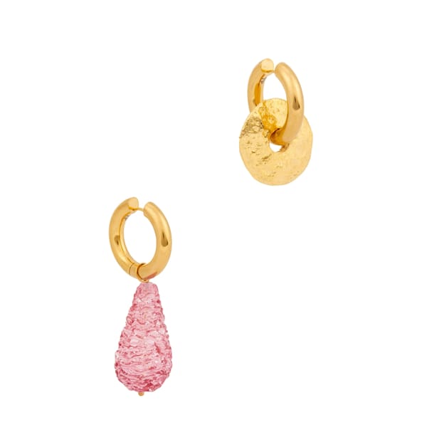 TIMELESS PEARLY Asymmetric 24kt gold-plated hoop earrings 3