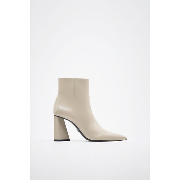 zara TRIANGULAR HEELED ANKLE BOOTS