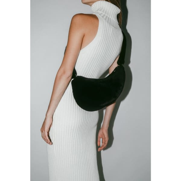 nnour hammour BANANA BAG