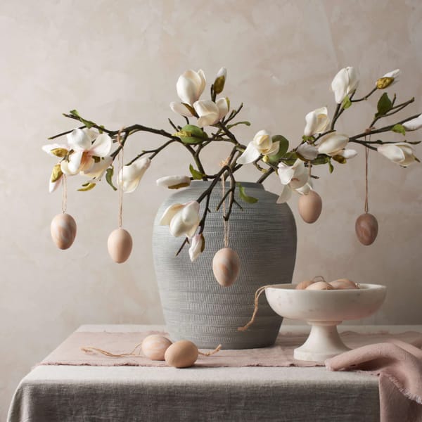 layered lounge Set of 6 Wooden Eggs