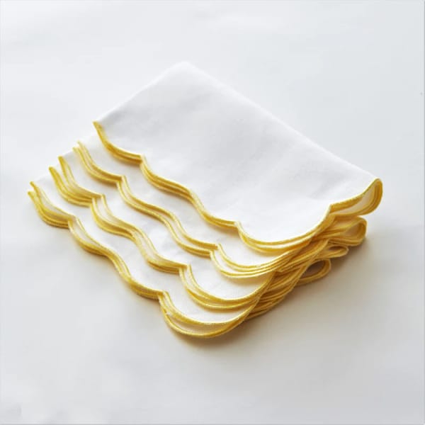 maison margaux EMBROIDERED SCALLOP NAPKIN SET OF 4 - YELLOW