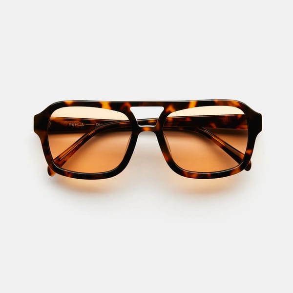 - retro sunglasses