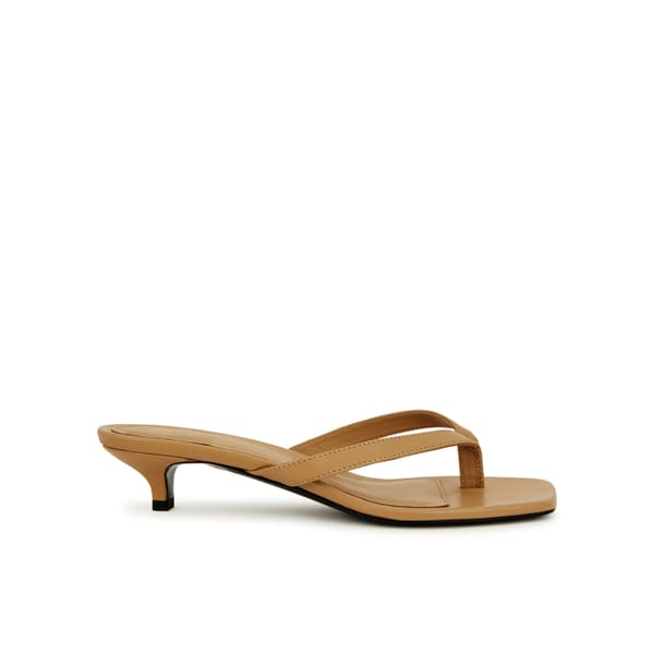 TOTÊME The Flip Flop leather mules - quiet luxury
