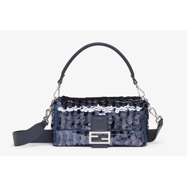 shoulder bags