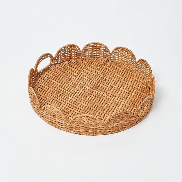 Round Rattan Scalloped Tray