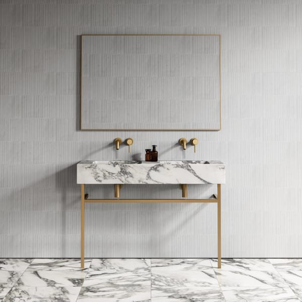 Vernante Vanity Unity With Arabescato Marble Basin