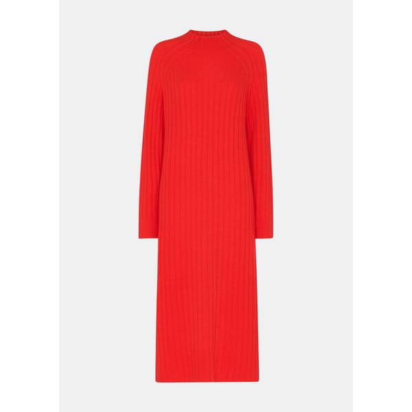 red knitted dress