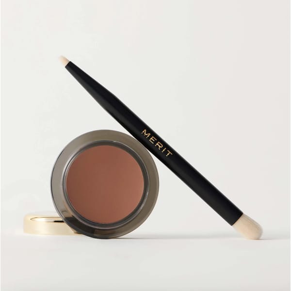 brown eye shadow