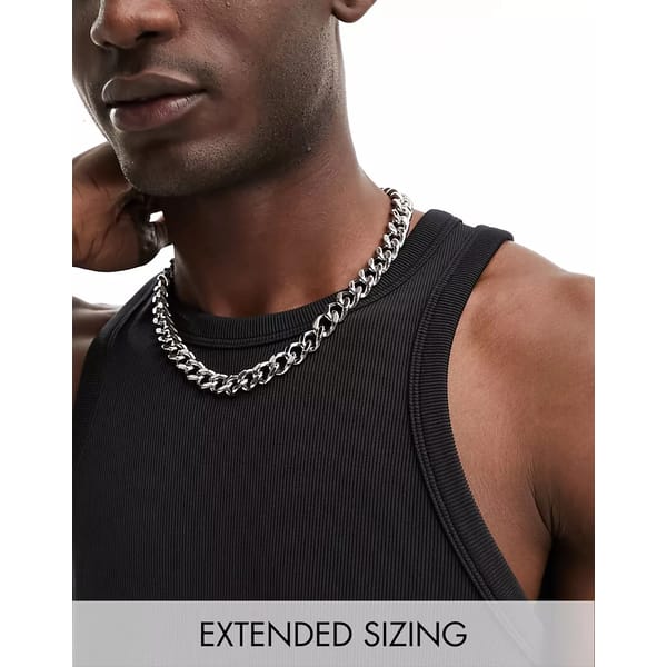 model wears waterproof stainless steel short chunky 13mm neck chain with clasp in silver tone