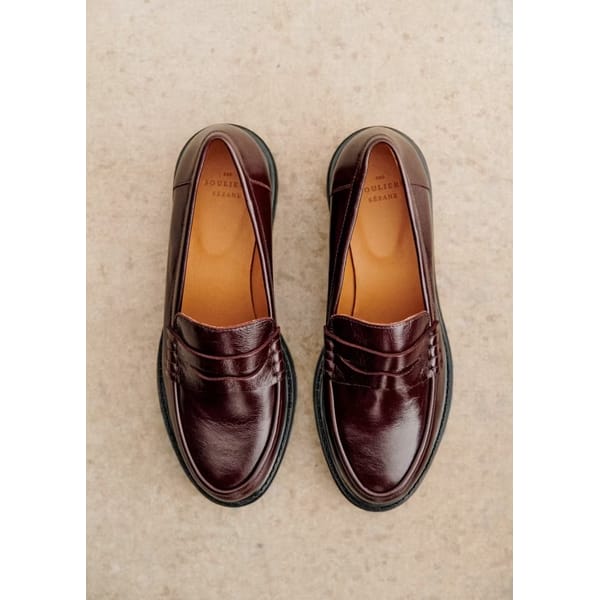 Alabne Loafers In Glossy Burgundy