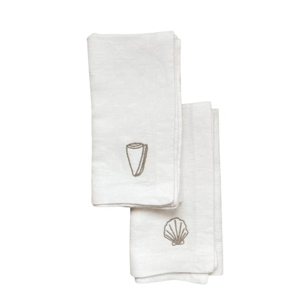 MAISON FLANEUR white napkins with shell embroidery