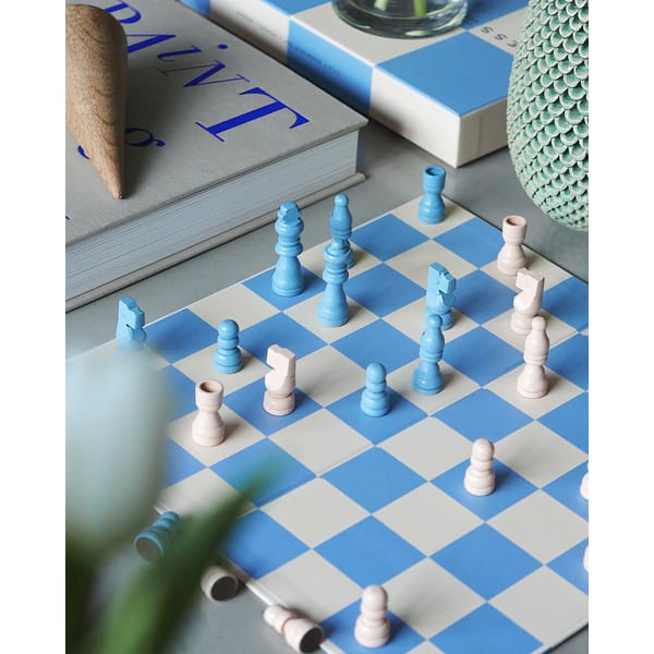 blue and white chess board game