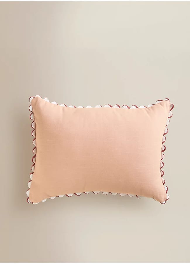 Scallop Edge Rectangular Cushion