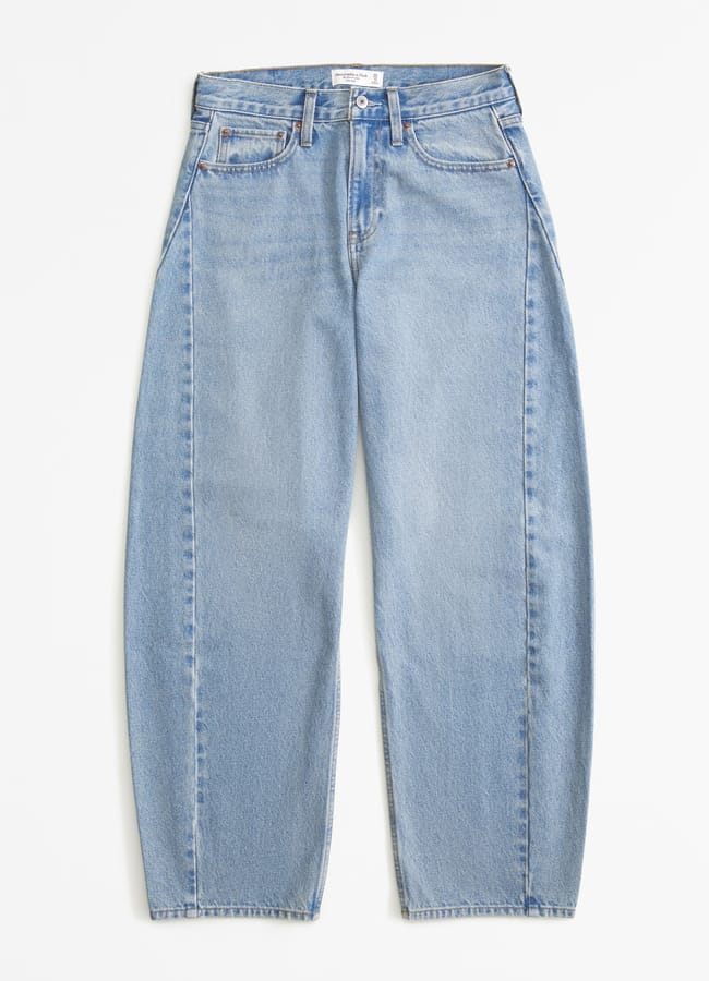 ABERCROMBIE & FITCH Curve Love Mid Rise Barrel Jean