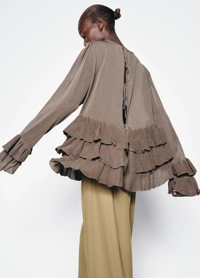 ZARA FINE KNIT RUFFLED SWEATER