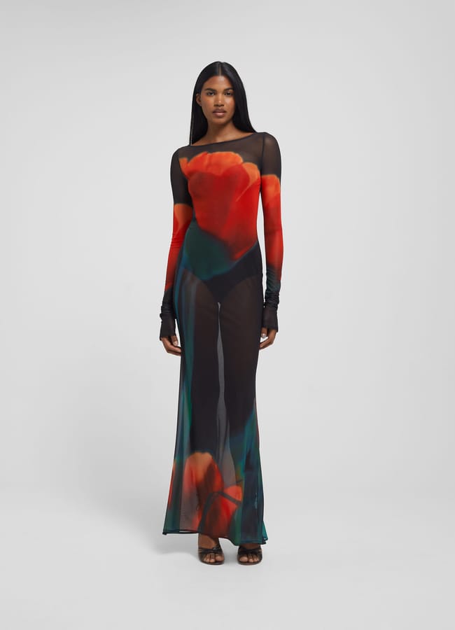 model wearing juniper dress