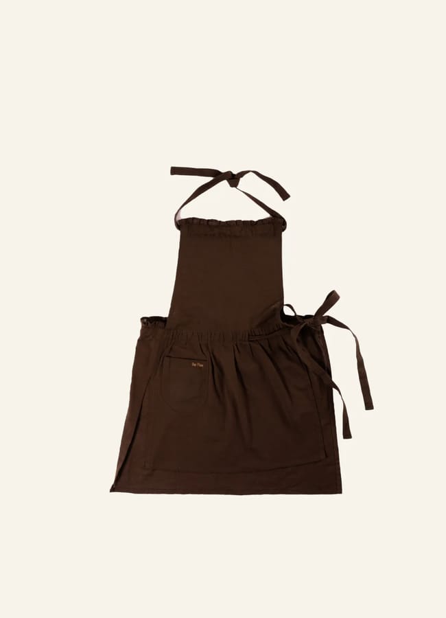 brown hosting apron