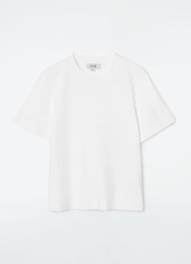 WHITE T-SHIRT