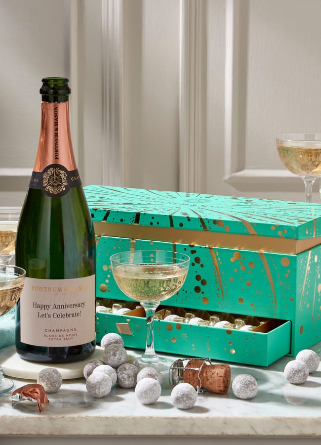 Fortnum & Mason The Personalised Champagne & Chocolate Gift Box