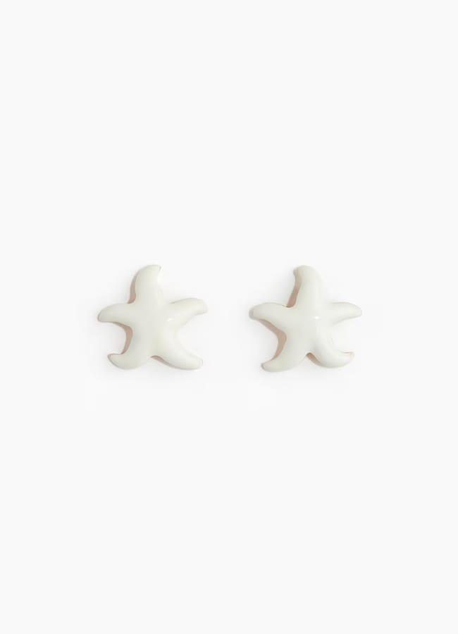 white H&M Starfish-shaped earrings