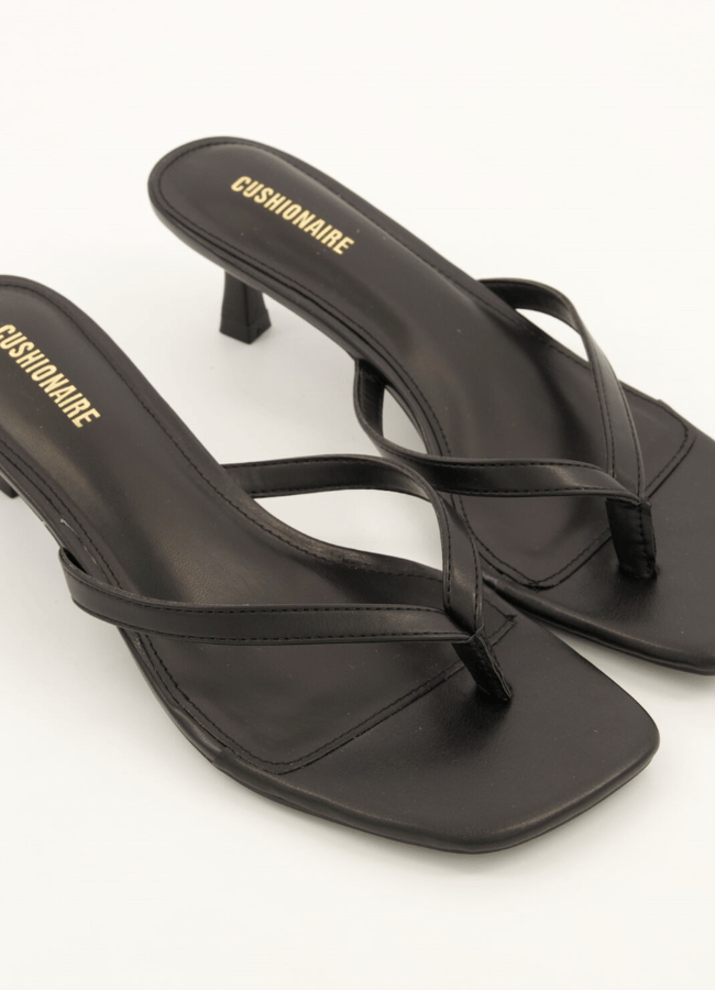 TK Maxx Cushionaire Black Miami Heeled Thong Sandals