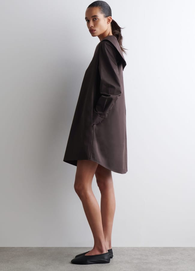 model wearing brown COS SAILOR-COLLAR COTTON MINI DRESS